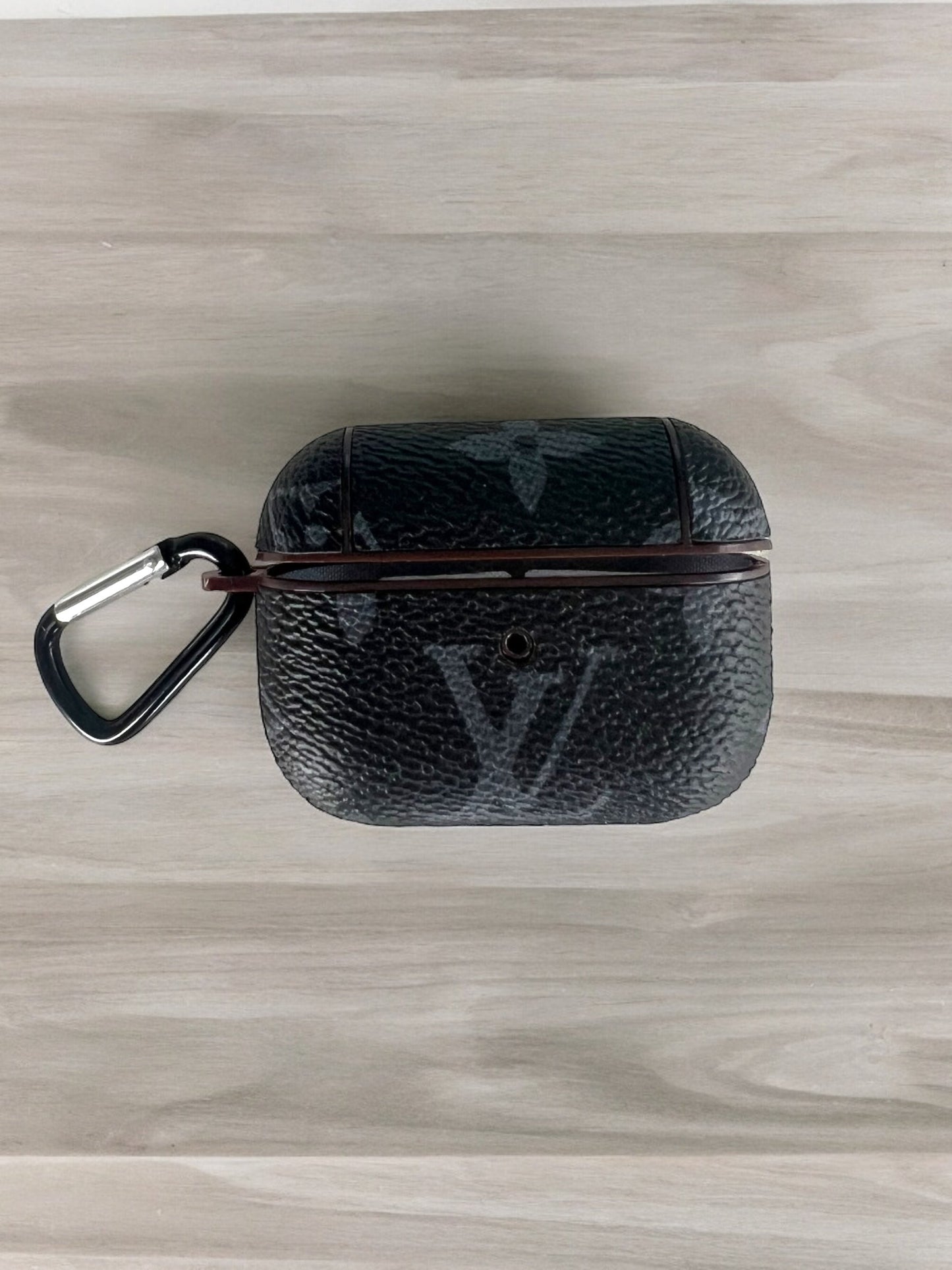FLOWER MONOGRAM AIRPOD PRO CASE