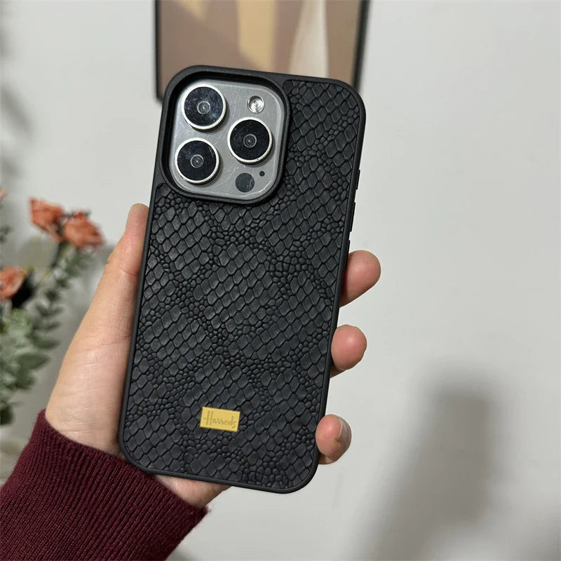 Luxury relief Snakeskin pattern leather Retro Case for iPhone 16 15 14