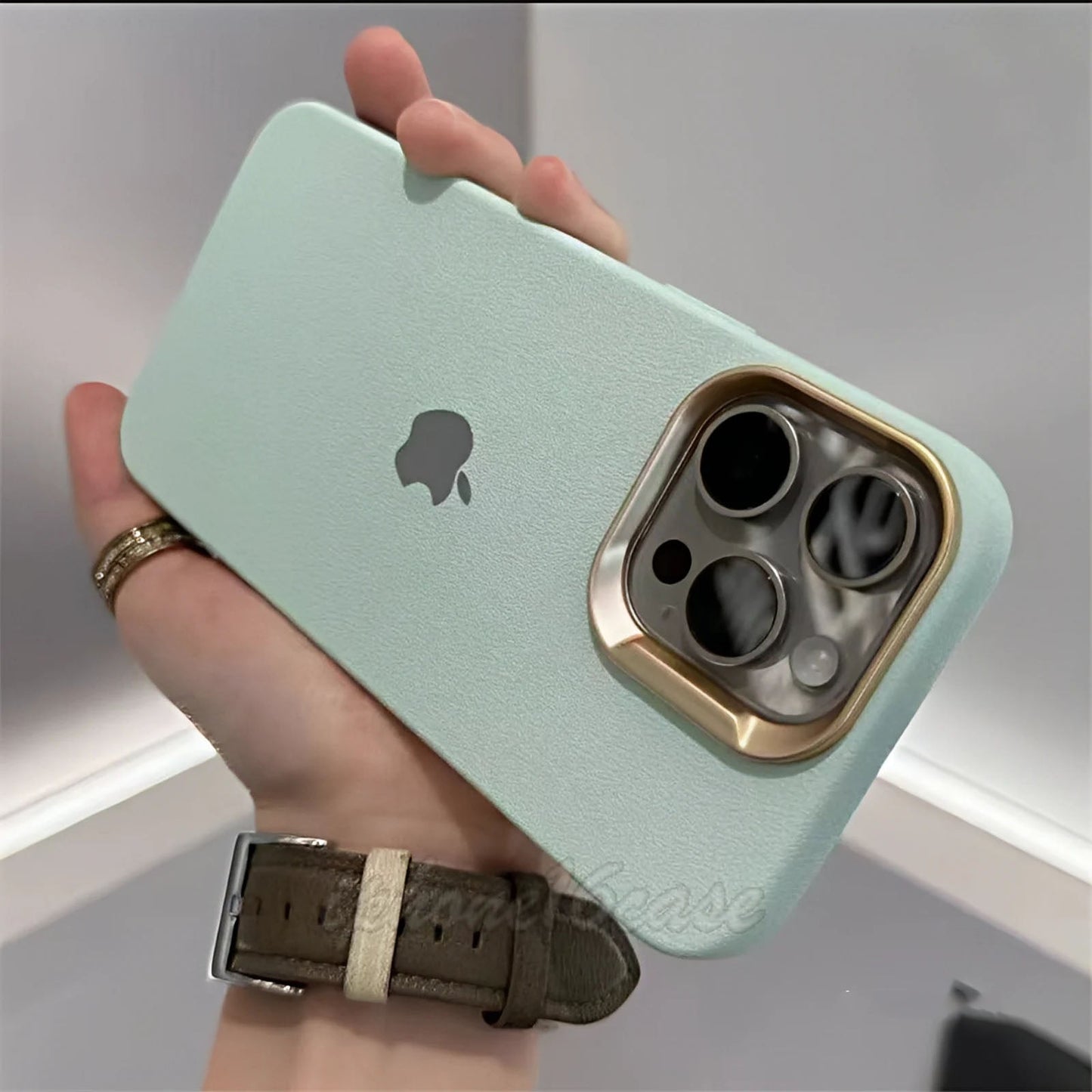 Luxury Leather Case For iPhone 13 / 12 With Magsafe