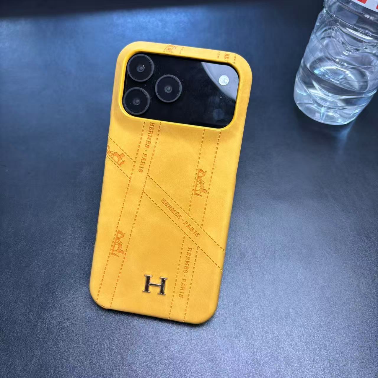 Hermes Luxury Leather Case for iPhone 17 / 16 / 15 / 14