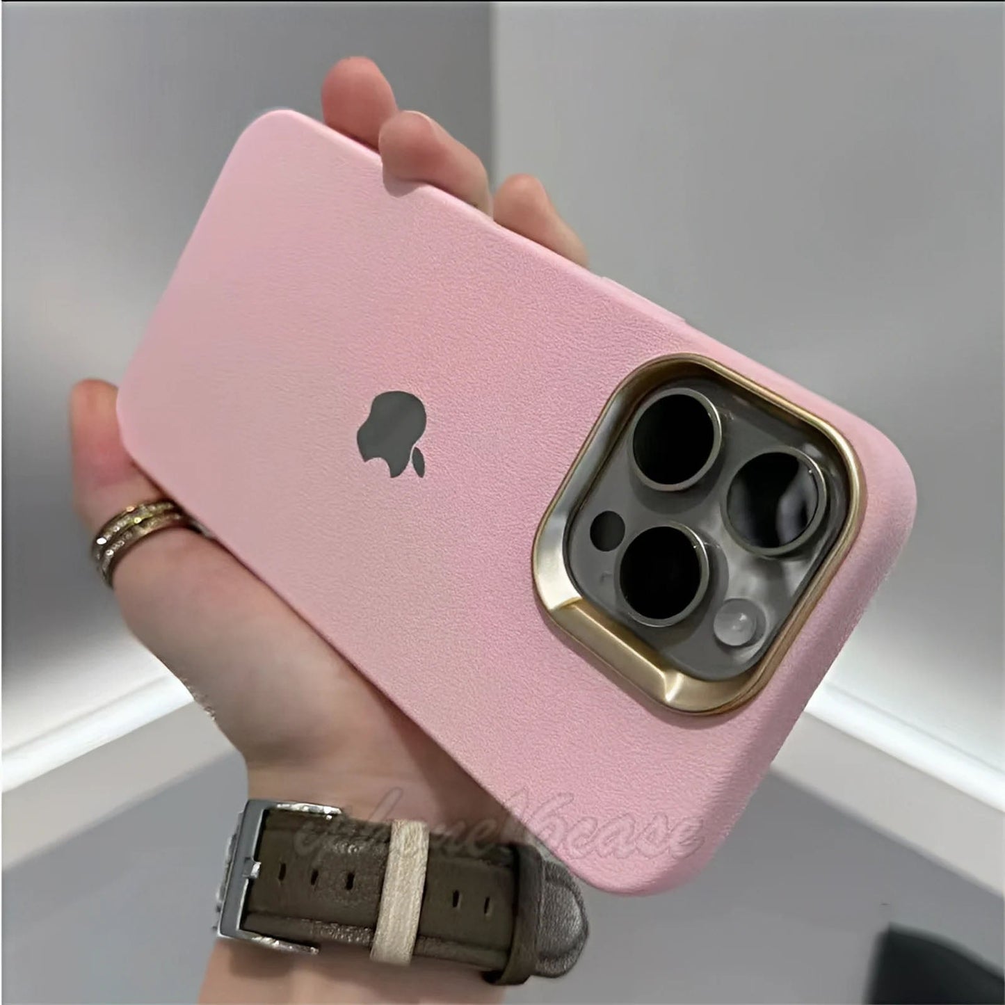 Luxury Leather Case For iPhone 13 / 12 With Magsafe