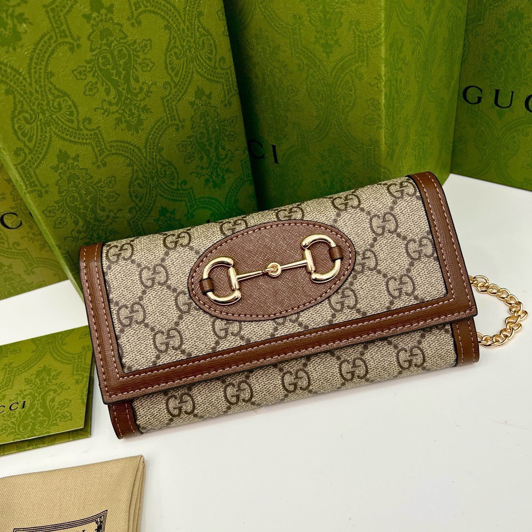 GUCCI Saddle Buckle Crossbody Wallet on Chain