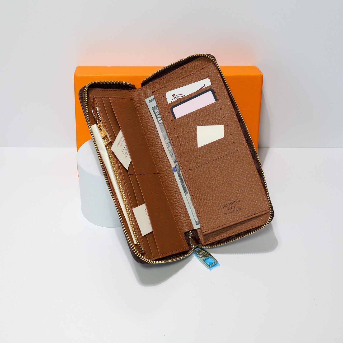 Luxury Louis Vuitton Monogram Long Wallet Zipper Closure