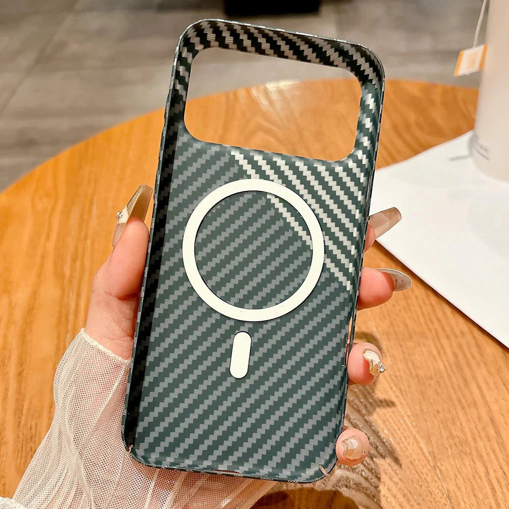 Luxury carbon fibre magsafe charging phone case for iPhone 17/16/15 THEROXYMOB
