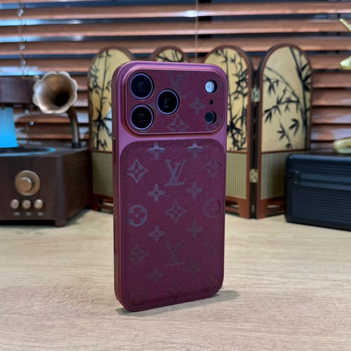 Premium Louis Vuitton Classic Monogram Phone Case For iPhone 14-18 Pro & Pro Max
