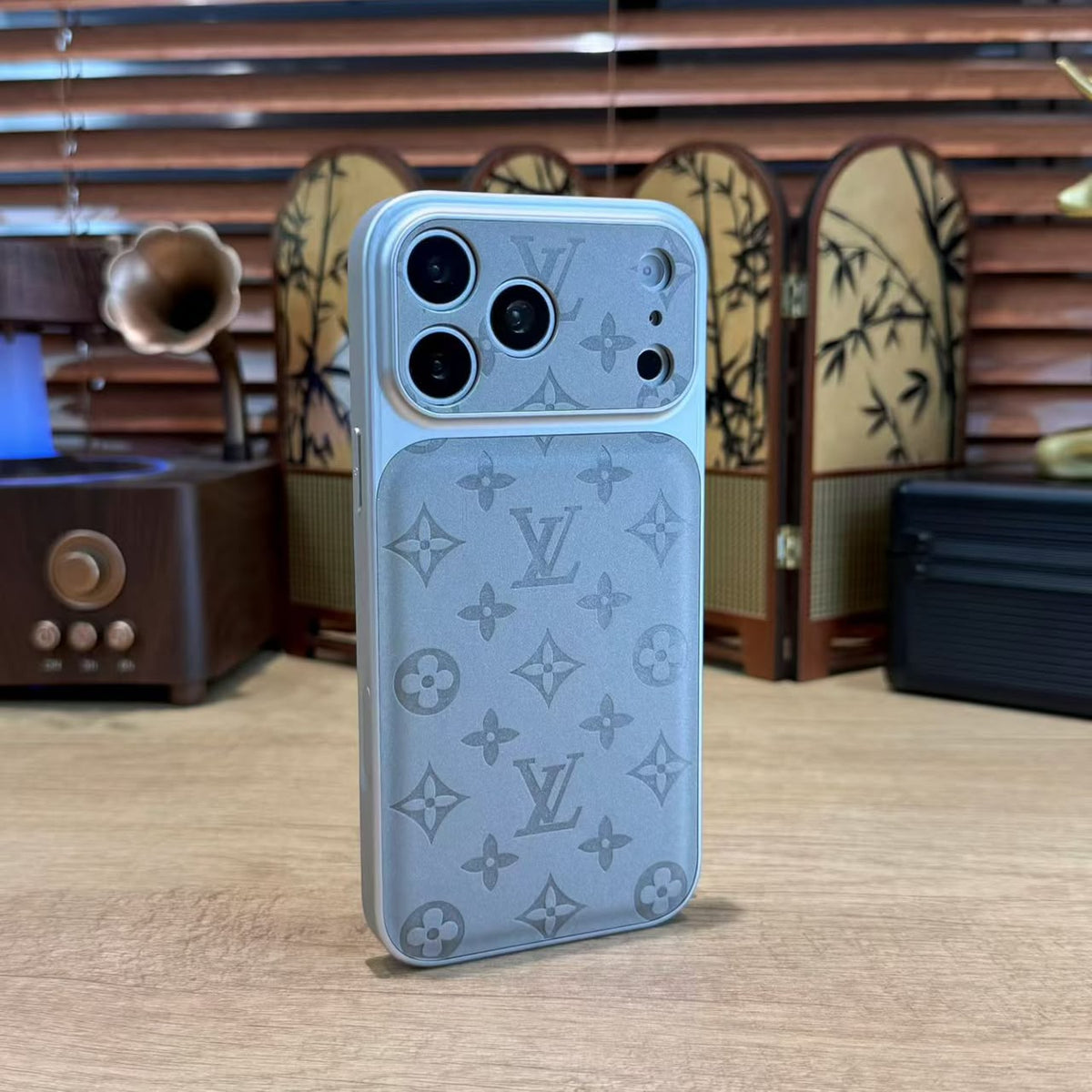 Premium Louis Vuitton Classic Monogram Phone Case For iPhone 14-18 Pro & Pro Max