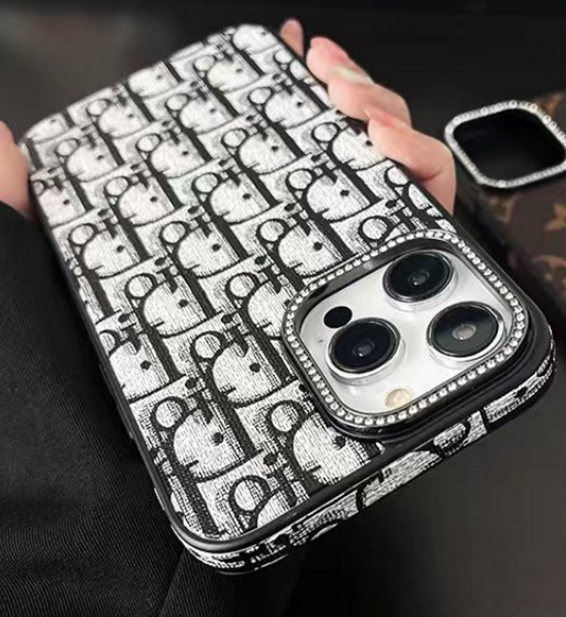 Luxury Brand Vertical Belt Stitched Case Cover For iPhone Roxy New 2